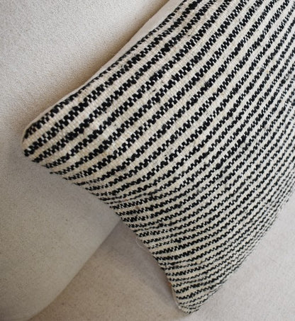 Square Zanafi cushion